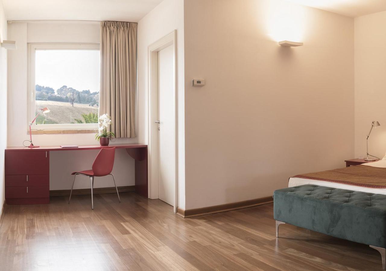 Finis Africae Hotel Senigallia Ngoại thất bức ảnh